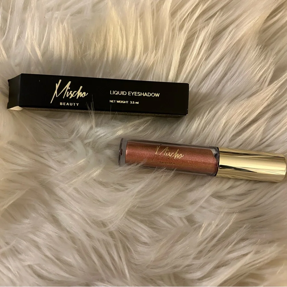 Mischo Beauty liquid eyeshadow
